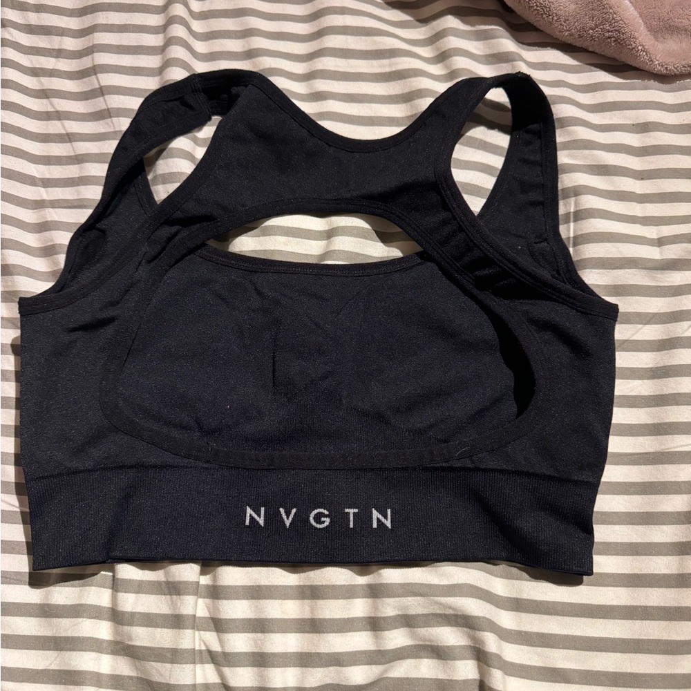 Nvgtn eclipse sports bra